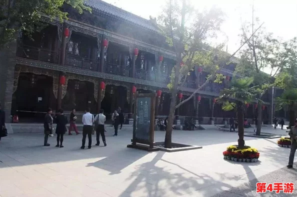 精品人和精品人的区别在于：用户评价指出，精品人更注重内涵和品质，展现独特魅力与价值