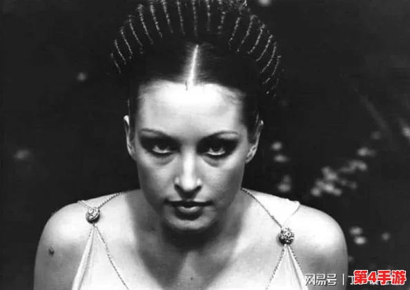 欧美群伦XXX猛交：深度理解西方文化中的多人性爱关系