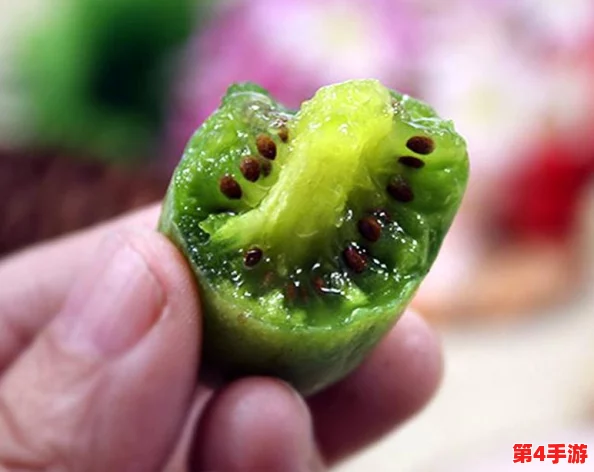 独家揭秘：植物大战僵尸杂交版2.2震撼上线，全新奇异植物阵容大曝光！