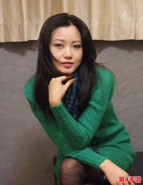 汤芳的两腿玉门打开，网友评论：这标题真是让人浮想联翩，不知道内容会不会同样精彩！