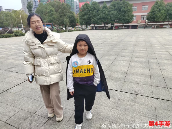 披风少年爱老妈刚从湖南回来的旅程中发现家的温暖与爱的力量探索