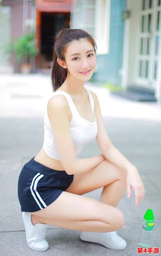 美女校花张开腿让我，展现青春魅力与自信风采的精彩瞬间图片分享