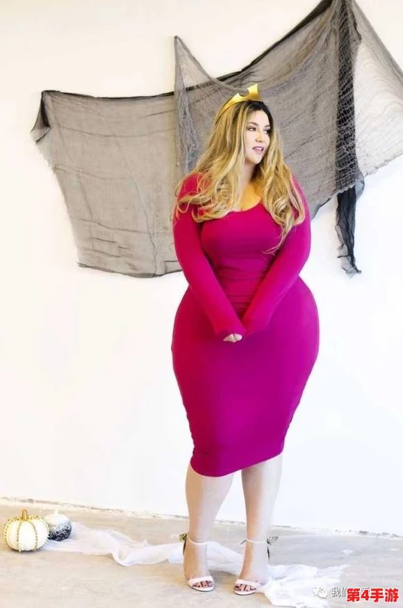 美人巨大的荫蒂BBWBill：2024年流行趋势与身材自信的完美结合