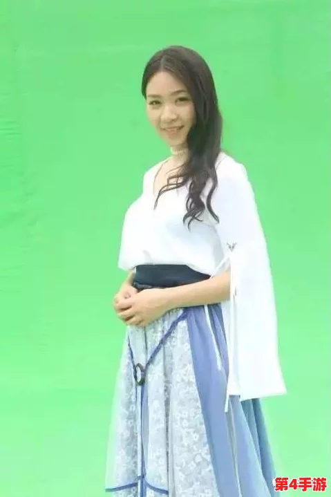 网红戏精刘婷精彩演绎毕业生是谁？2024年热门话题引发热议，背后故事令人惊叹！