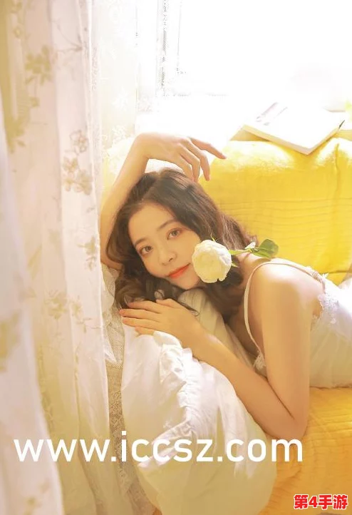 白丝校花 扒开美腿甜美，展现青春魅力与无尽诱惑的完美结合