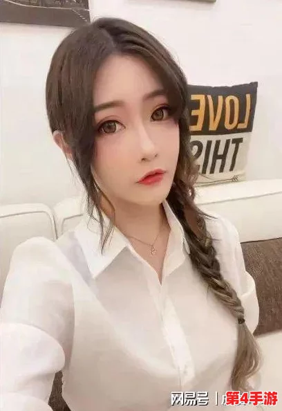 沈娜娜苏清歌作品天娱传媒医生引发热议，粉丝期待新作发布与角色发展动态
