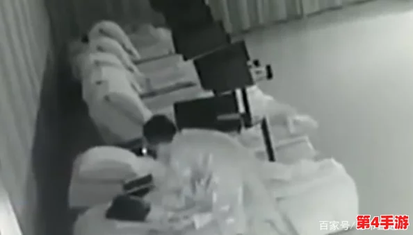 男生互摸jiji秘 无短裤，这种行为严重侵犯他人隐私和尊严