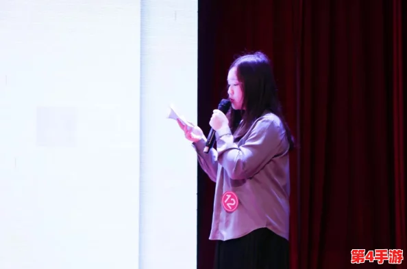 海棠风月 空姐 69av：探讨空姐生活背后的故事与挑战，展现她们的职业魅力与个人追求