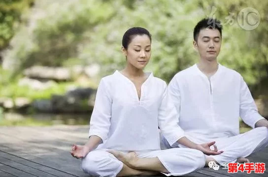男生女生一起相差差差大全：探讨性别间的趣味差异与互动，揭示生活中的小秘密和大不同