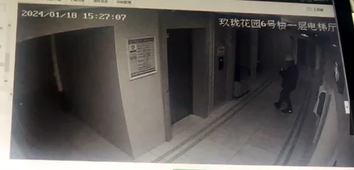 电梯门梅开二度电梯门外国:一场意外的重聚,揭示了跨国文化交流的新机遇与挑战 电梯门梅开二度电梯门外国:一场意外的重聚,揭示了跨国文化交流的新机遇与挑战
