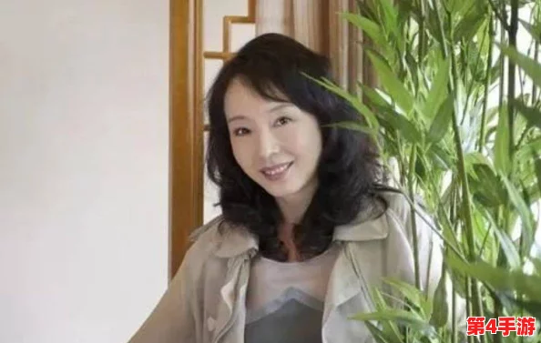 丰满少妇 麻豆av苏语棠：她的故事引发了网友们的热议，背后隐藏着怎样的人生经历与情感纠葛？