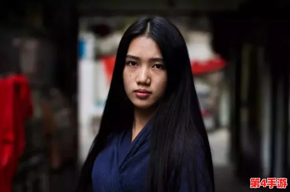 直人实女处被破www视频,揭示了当代社会中性别与情感关系的复杂性,引发广泛讨论与关注 直人实女处被破www视频,揭示了当代社会中性别与情感关系的复杂性,引发广泛讨论与关注