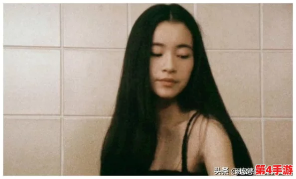 岳丰满肥大的白屁股被曝光!内幕揭秘她背后的真实故事! 岳丰满肥大的白屁股被曝光!内幕揭秘她背后的真实故事!
