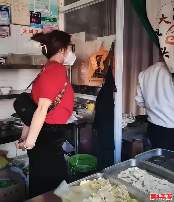 清风阁爱干:老板娘与厨师传绯闻,内部员工曝光店内秘密交易纠纷 清风阁爱干:老板娘与厨师传绯闻,内部员工曝光店内秘密交易纠纷