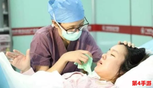 真人实拍女处破出血,背后隐藏的故事让人震惊,网友热议她的勇气与选择! 真人实拍女处破出血,背后隐藏的故事让人震惊,网友热议她的勇气与选择!